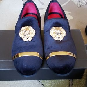 Loafers/Slip ons